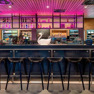Hotel Moxy Stratford ****